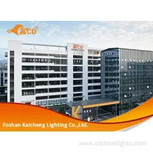 Rechargeable Solar Street Light with IP65 Waterproof LED Panel